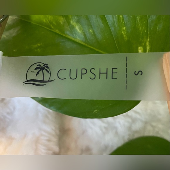 CUPSHE Zip-back Floral and Striped One-Piece Bathing Suit - S - Picture 4 of 4